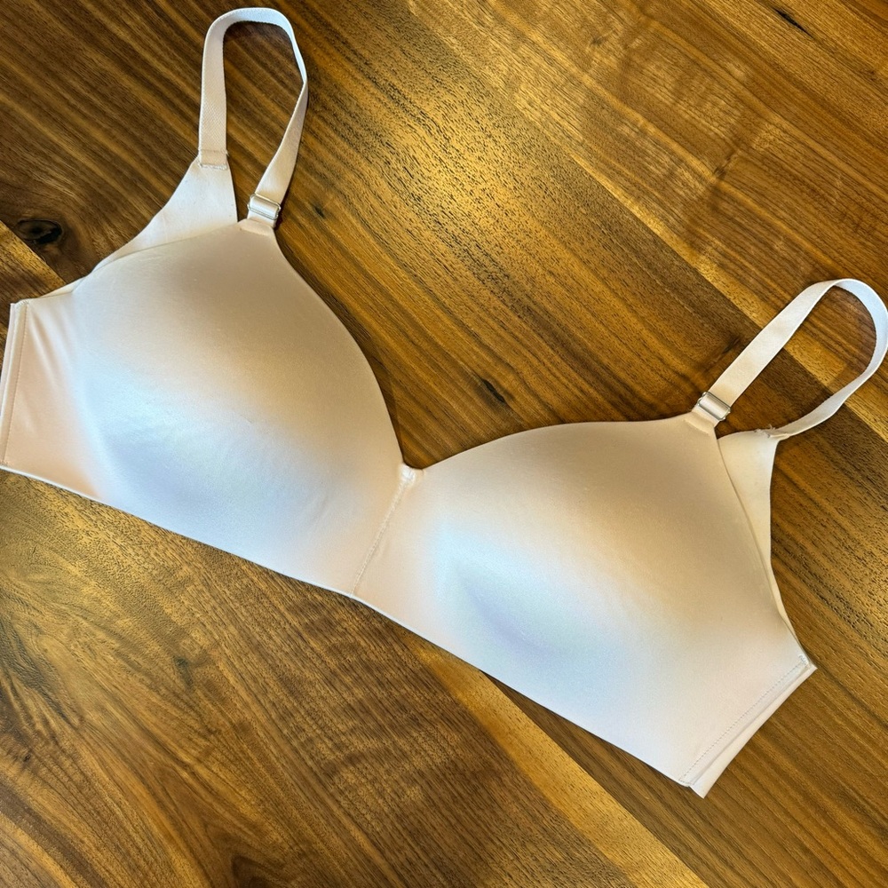 Soma Vanishing Back, 360 Wireless Bra